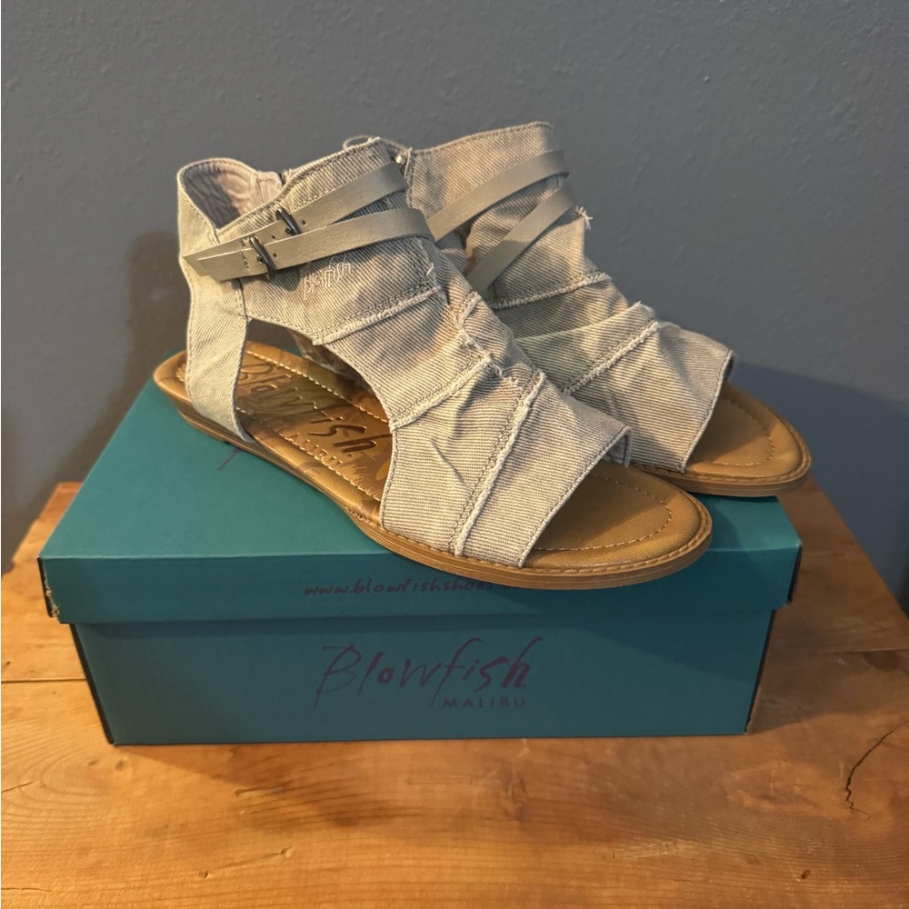 Blowfish Malibu Light Beige  Strappy Shootie Sandals